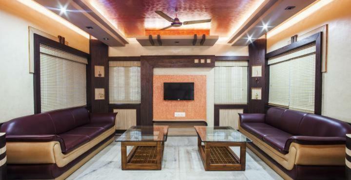 Hotel Lee Garden Пури Екстериор снимка